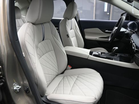 New 2026 Nissan Sentra SL w/ Floor Mat Package FWD image 14