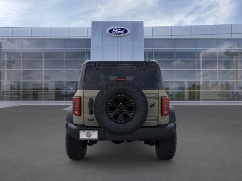 New 2026 Ford Bronco Outer Banks w/ Sasquatch Package AWD/4WD image 5