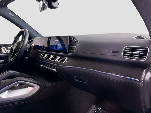 Used 2024 Mercedes-Benz GLE 350 4MATIC image 30