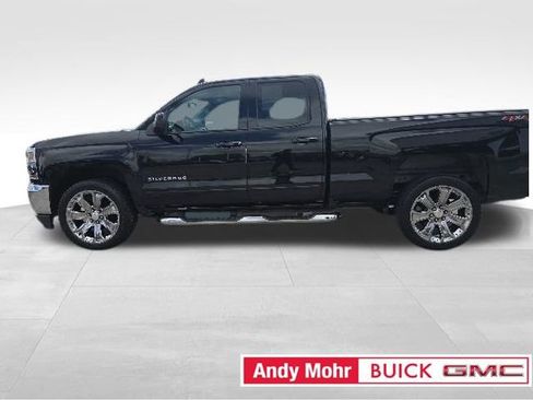 Used 2019 Chevrolet Silverado 1500 LT w/ All Star Edition AWD/4WD image 12