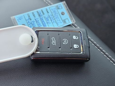 New 2025 Jeep Grand Cherokee L Altitude image 30