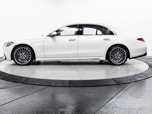 Certified 2023 Mercedes-Benz S 580 4MATIC Sedan image 4
