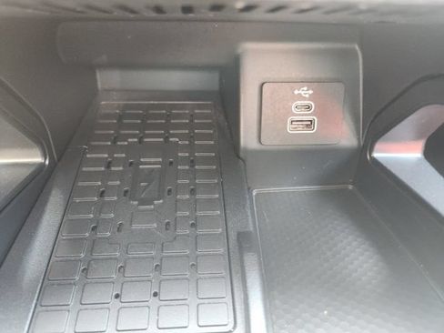 Certified 2025 Ford Ranger Raptor AWD/4WD image 34