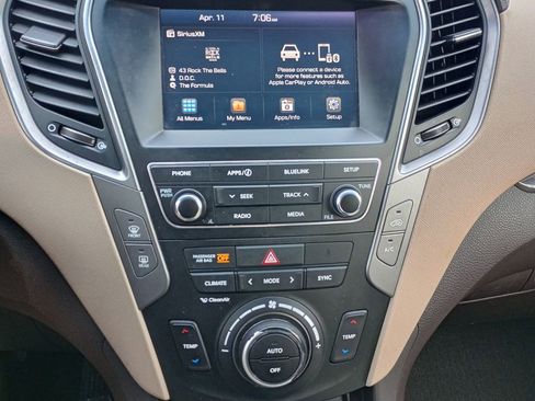 Used 2017 Hyundai Santa Fe Sport image 13