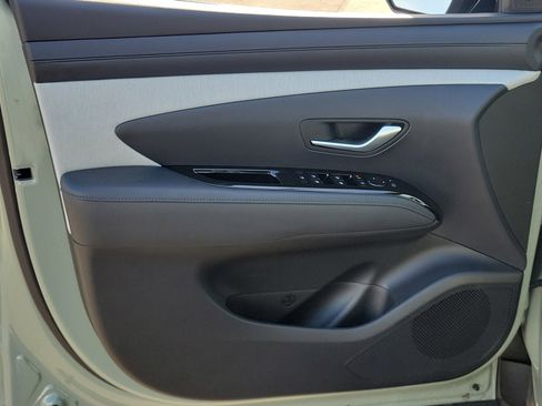 Used 2025 Hyundai Santa Cruz SEL FWD image 13