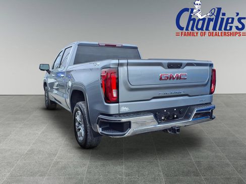 Used 2025 GMC Sierra 1500 SLT AWD/4WD image 5
