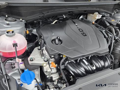 Certified 2025 Kia Sportage LX image 19