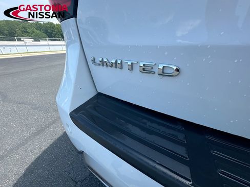 Used 2024 Ford Expedition Limited RWD image 43