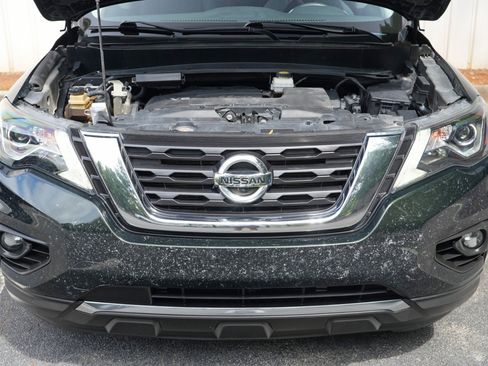 Used 2019 Nissan Pathfinder SL AWD/4WD image 7