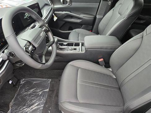 New 2026 Kia Sorento S image 9