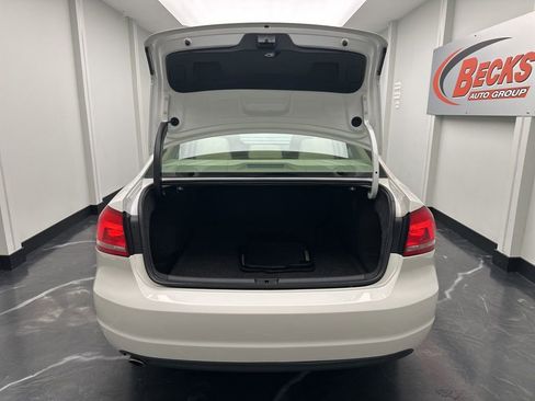 Used 2012 Volkswagen Passat 2.5 SE image 25