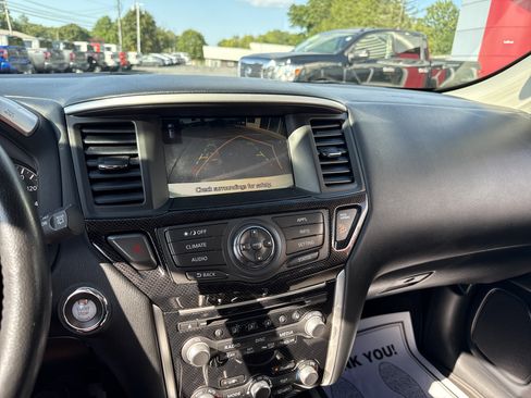 Used 2019 Nissan Pathfinder SV w/ Rock Creek Edition AWD/4WD image 10