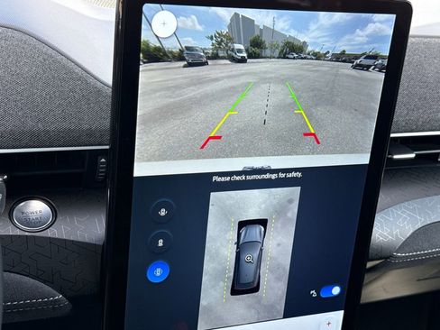 Certified 2025 Ford Mustang Mach-E GT image 20