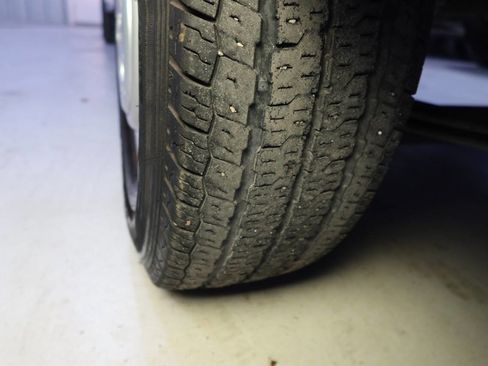 Used 2023 RAM ProMaster 2500 w/ Driver Convenience Group image 31