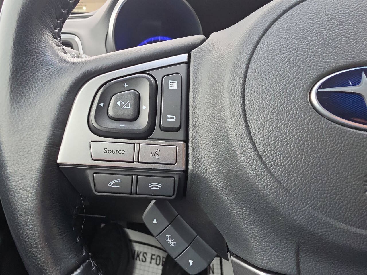 Used 2016 Subaru Outback 3.6R Limited AWD/4WD image 15