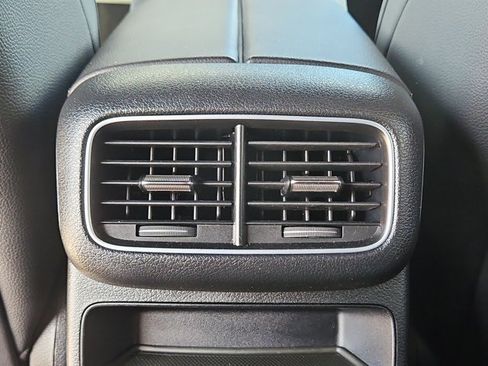 Certified 2026 Mercedes-Benz GLE 350 4MATIC w/ Winter Package image 18