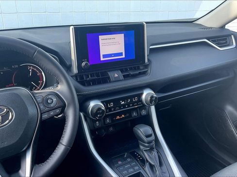 Used 2024 Toyota RAV4 XLE w/ Convenience Package image 7