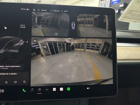 Used 2023 Tesla Model Y Performance image 23