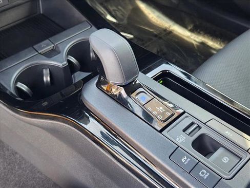 Certified 2025 Toyota Prius image 12