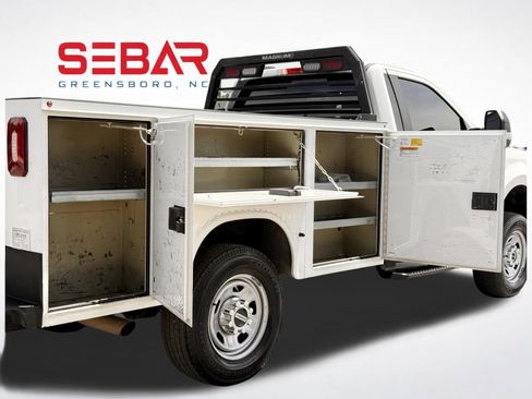 Used 2022 Ford F350 XL w/ Power Equipment Group AWD/4WD image 9