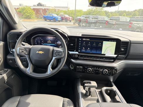 New 2026 Chevrolet Silverado 1500 LTZ w/ Technology Package AWD/4WD image 21