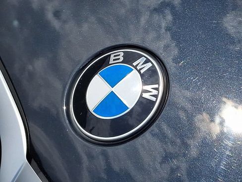 Used 2023 BMW 330i xDrive Sedan w/ Premium Package AWD/4WD image 33