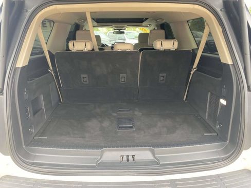 Used 2023 Ford Expedition Max Platinum RWD image 13