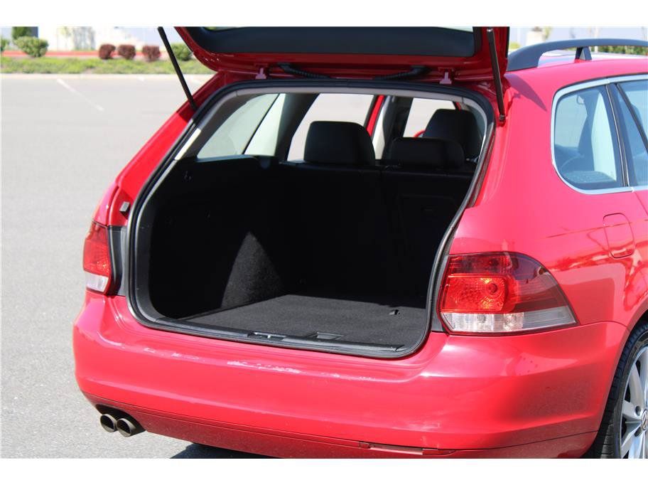 Used 2014 Volkswagen Jetta TDI FWD image 36