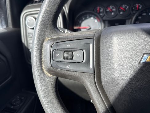 Used 2020 Chevrolet Silverado 1500 Custom w/ Custom Convenience Package image 21