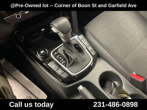 Used 2024 Kia Seltos X-Line AWD/4WD image 24