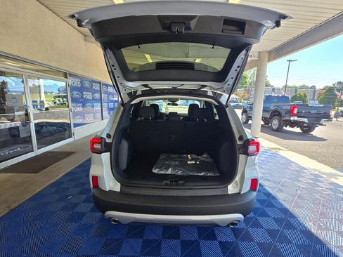 New 2025 Ford Escape Active w/ Cold Weather Package image 7