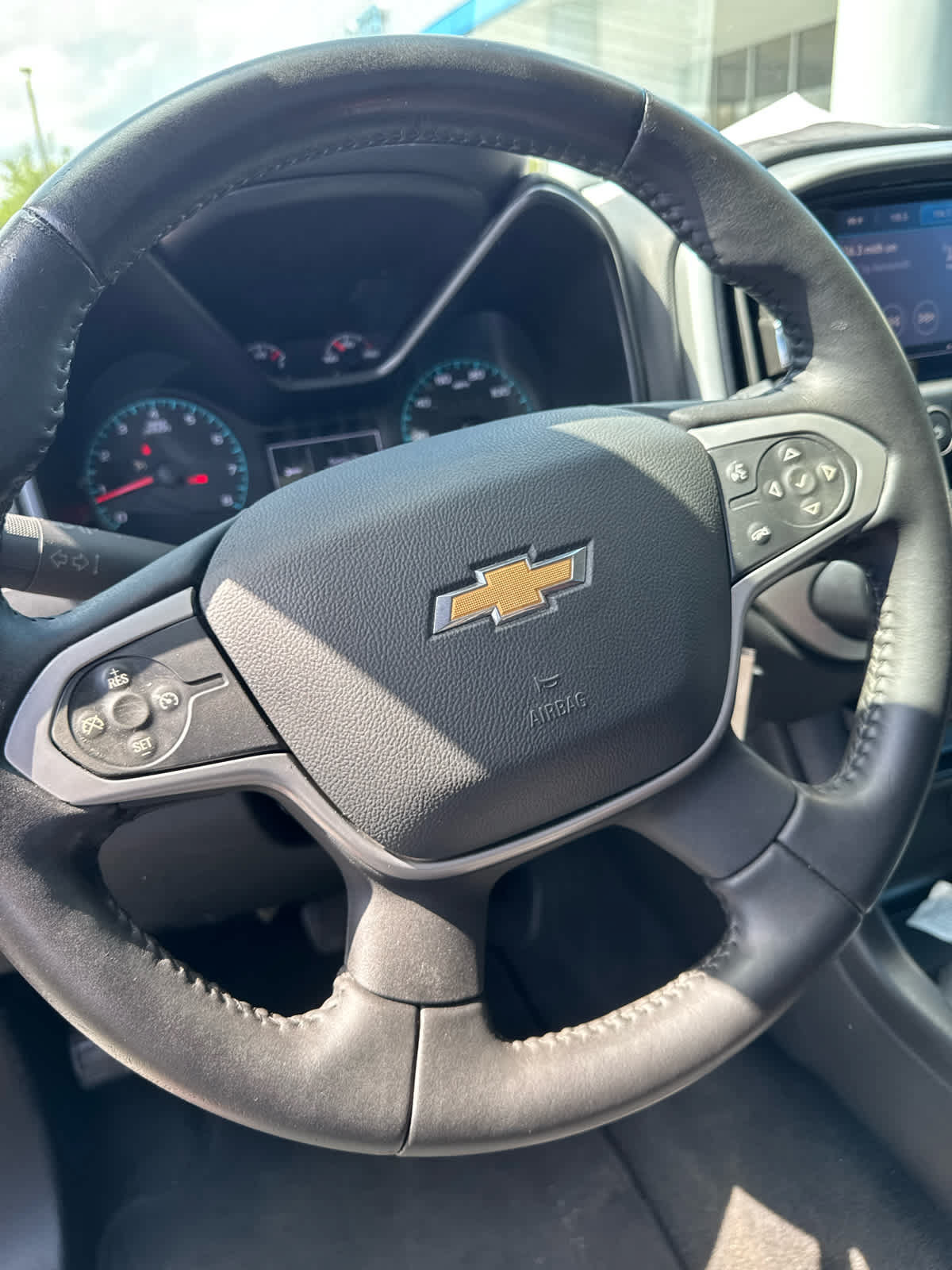 Used 2021 Chevrolet Colorado LT RWD image 17