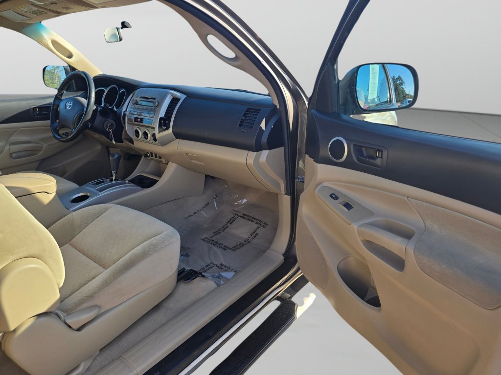 Used 2010 Toyota Tacoma 4x4 Access Cab V6 image 27