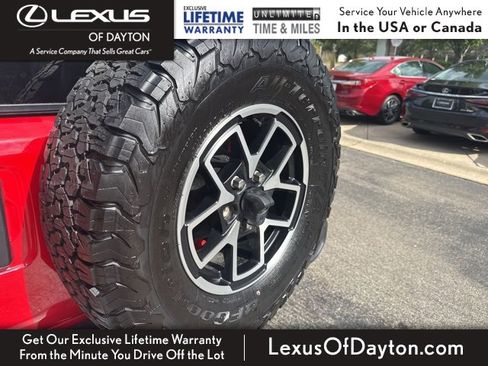 Used 2024 Jeep Wrangler Rubicon image 12