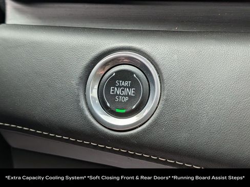 Certified 2024 Cadillac Escalade Sport Platinum w/ LPO, ONYX Package AWD/4WD image 19