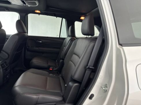 Used 2022 Honda Pilot Black Edition image 30