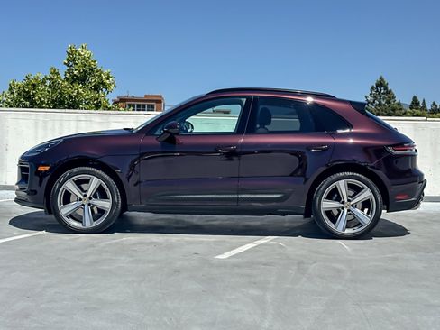 Used 2023 Porsche Macan S AWD/4WD image 2