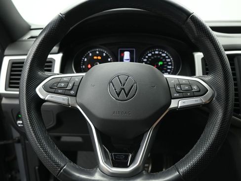 Used 2021 Volkswagen Atlas Cross Sport SE image 12