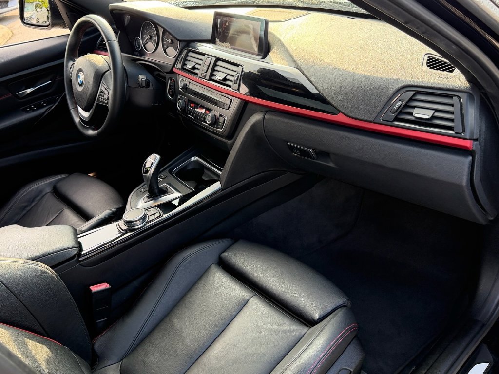 Used 2015 BMW 335i Sedan RWD image 17