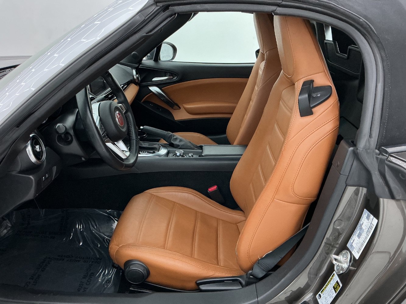 Used 2017 FIAT 124 Spider Lusso RWD image 20