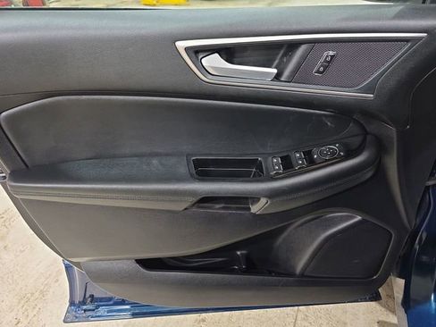 Used 2020 Ford Edge SEL w/ Cold Weather Package AWD/4WD image 13