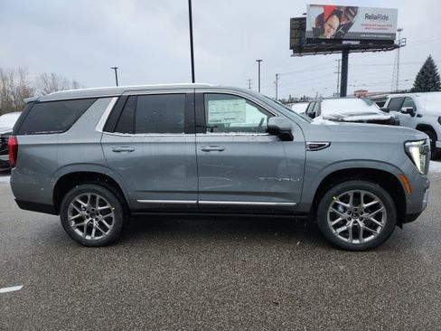 New 2026 GMC Yukon Denali w/ Sun & Power Step Package image 4