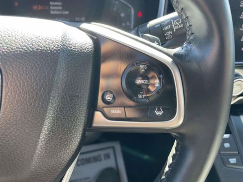 Used 2022 Honda CR-V Touring image 29