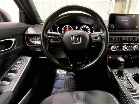 Used 2025 Honda Civic Sport image 5