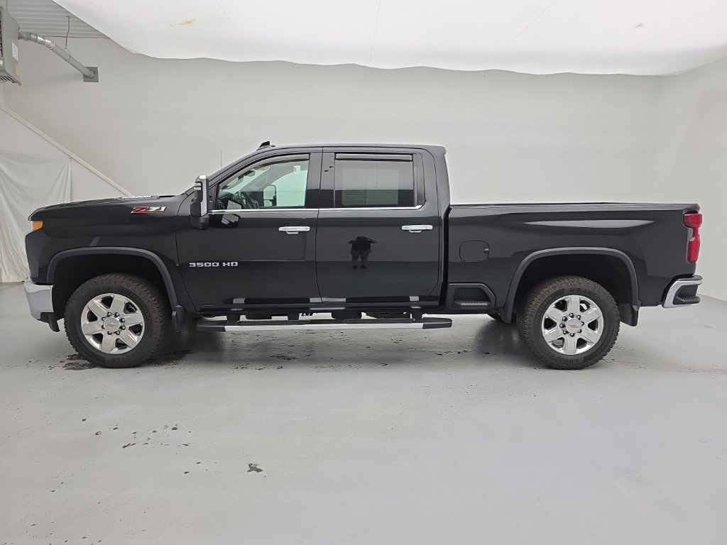 Used 2022 Chevrolet Silverado 3500 LTZ w/ LTZ Premium Package AWD/4WD image 8