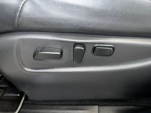 Used 2020 Nissan Armada Platinum w/ Captain's Chairs Package AWD/4WD image 6
