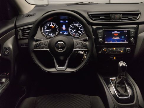 Used 2020 Nissan Rogue Sport S FWD image 22