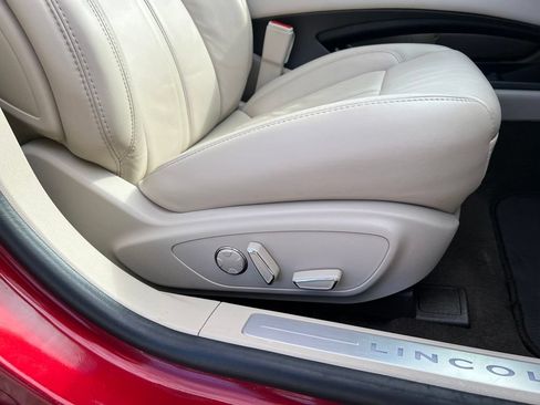 Used 2019 Lincoln MKZ Reserve w/ Reserve Plus Package FWD image 24