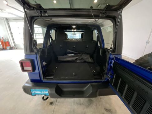 Used 2020 Jeep Wrangler Unlimited Sport image 24