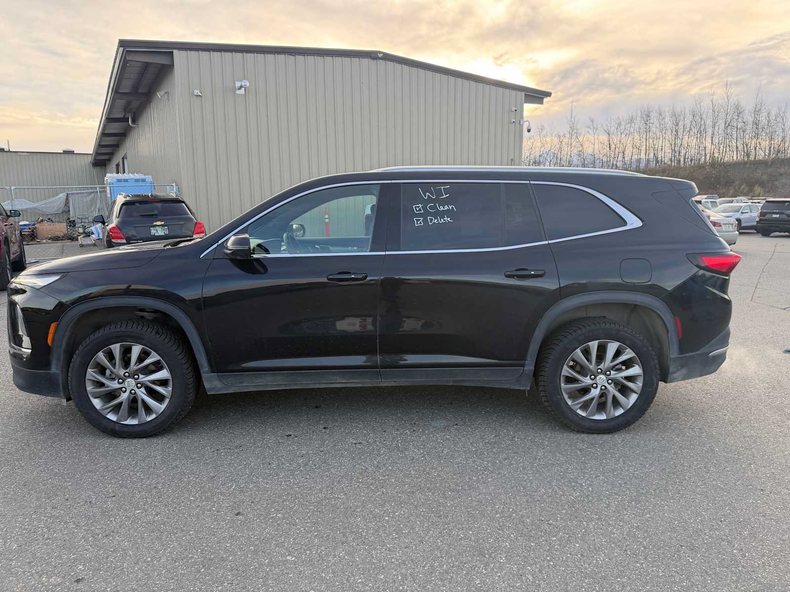 Certified 2025 Buick Enclave Preferred AWD/4WD image 2